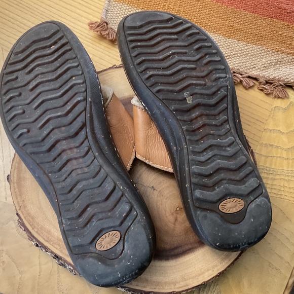 Shearling sandals - Picture 4 of 5